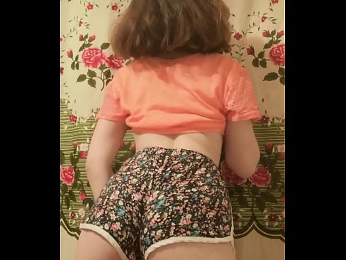 ❤️ Сексуальна молода красуня знімає шорти на камеру Секс-відео на uk.hdporn24.ru ❌